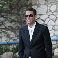 Yaron Grundwerk
