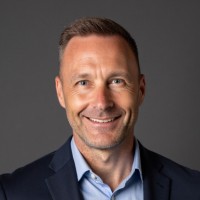 Derek Ernst