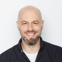 Simon Howie