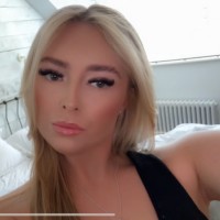 Ellie Howlett