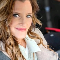 Julie Hofhine