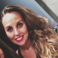 Lara de Paula Alvarez