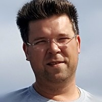 Лев Щит