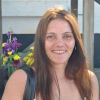 Julie Fox