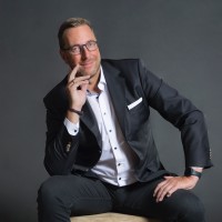 Dirk Lindner