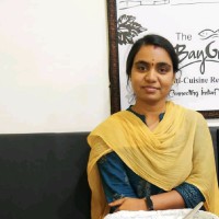 Vinodhini S