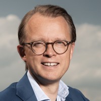 Dr. Martin T. Schwab