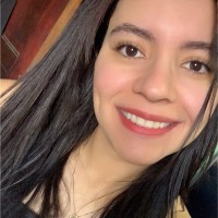 Camila Luzia De Oliveira