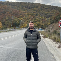Ayhan Süngür