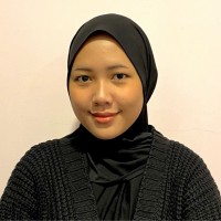 Anneke Apriliani M