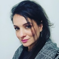 Ana Cláudia Oporto