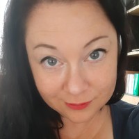 Yvonne Siegel