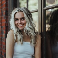 lucy mannan