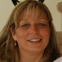 Donna Clare Davern