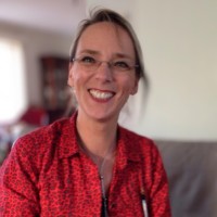 Claudia Van Ophoven