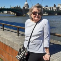Pauline Hoare