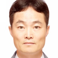 Jang-Won Yang