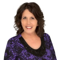 Shelley Propernick Experienced Real Estate Agent