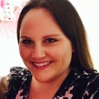 Laura Carr