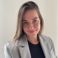 Larissa E.