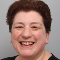 Léonie Van Den Ende