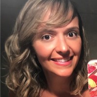 Letícia Bataglião