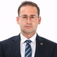 Semih Akar
