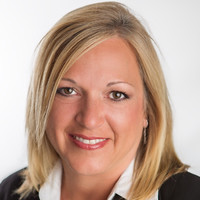 Sandra Raynor