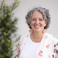 Anne Weil