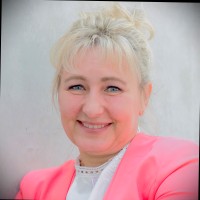 Lenka Grosser
