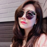 신은아