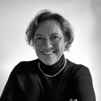 Helle Kjølhede