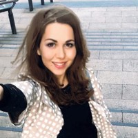Elena V.