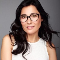 DINA R.