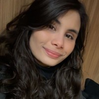 Júlia Kler Flores