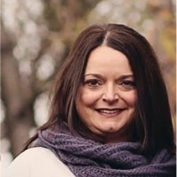Leanne Perry, CPHR
