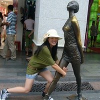 Amy ZWong