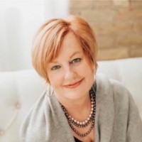 Beth Hughes Hunt