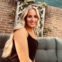 Kim De Vries