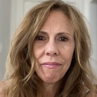 Ruth Brosius