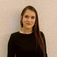 Andrea Simon
