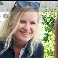 Anita Stockschen