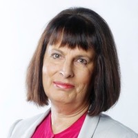 Jennifer Hewett
