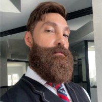 Seth J Hark