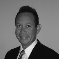 Elias Flores