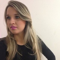 Karine Tomazi