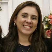 Thais Avenia