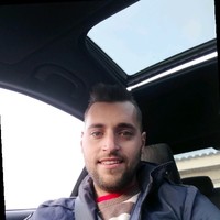 Aaron González