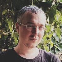 Игорь Николаев