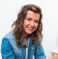 Donna Lynch
